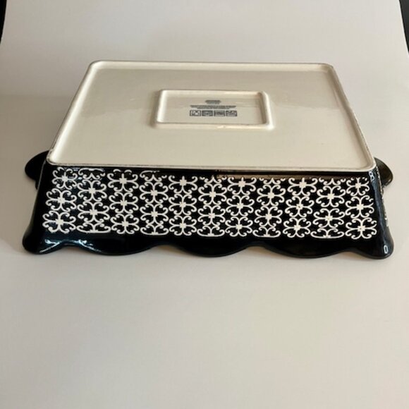 Baum Ceramic Casserole Dish, Black Floral Design, 10x12x3, Oven-to-Table Safe - Picture 4 of 9